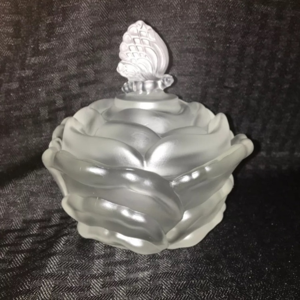 Vintage Fenton Butterfly Frosted Rose Lidded Trinket Dish